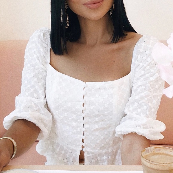 Forever 21 woven top embroidery puffy long sleeves - Picture 1 of 7